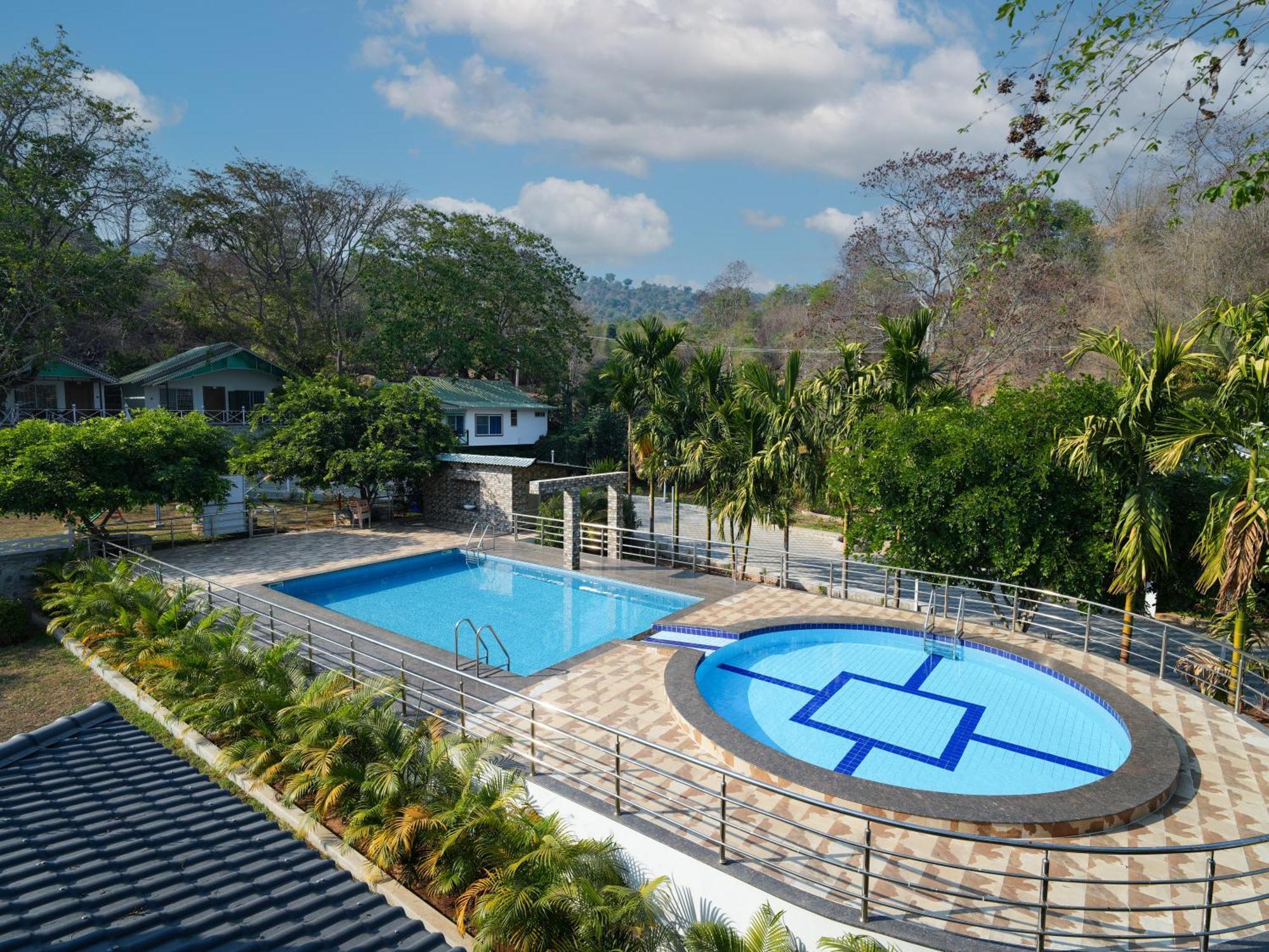 Hotel Mgm Whispering Wind'S Yelagiri Exterior foto